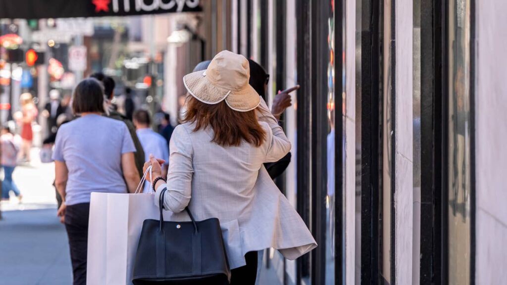 Luxury retail chain wins court approval, exits bankruptcy